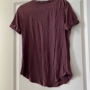 lululemon Tshirt / Size 6